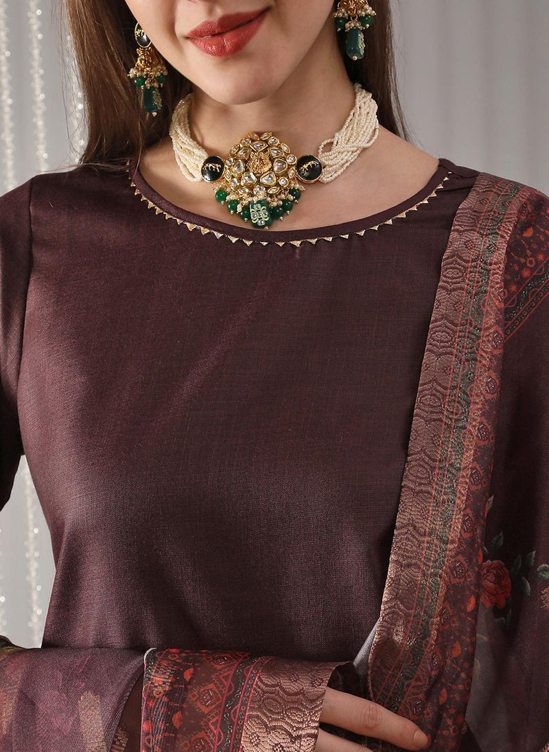 Globus Women Wine Gotta Lace Detail Round Neck Straight Kurta With Pants & Allover Floral Print Dupatta Festive Set - Image 5